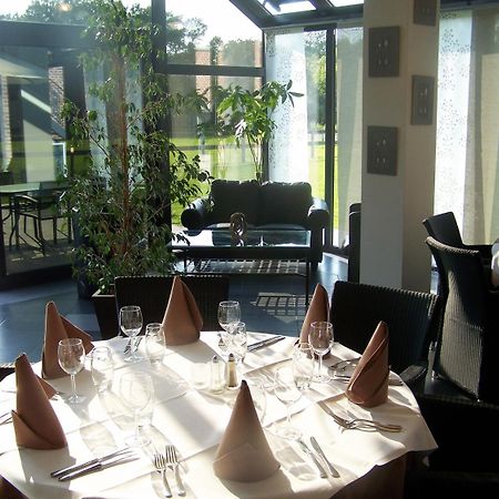 Hotel Les Mignees Барву Екстериор снимка