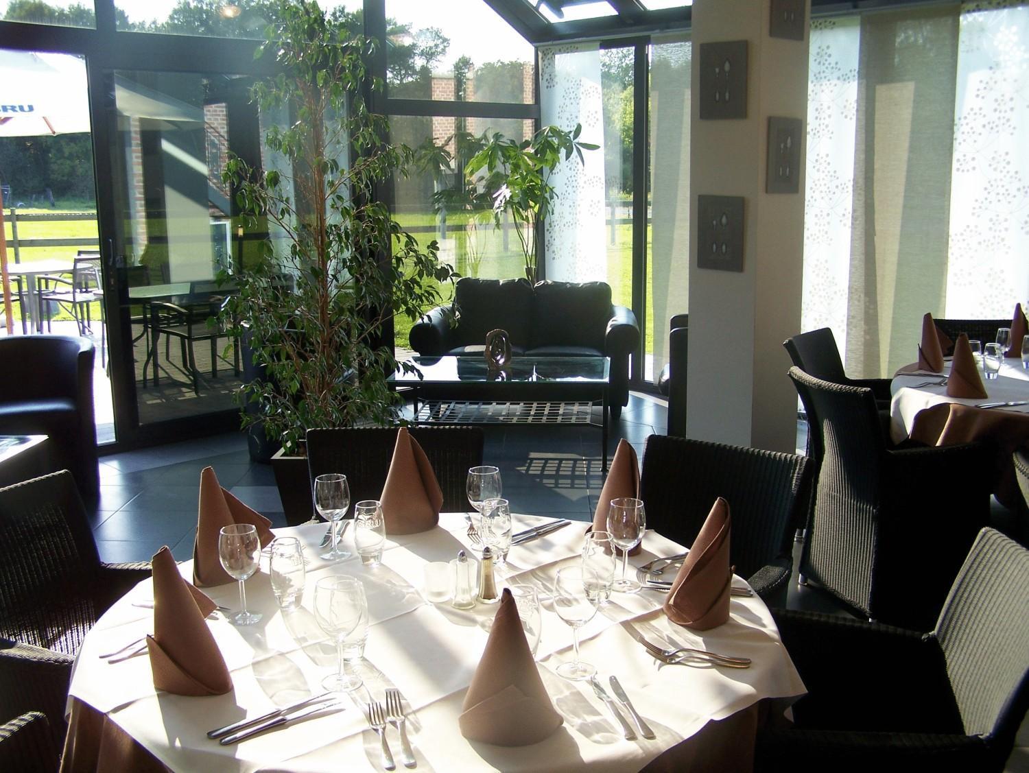 Hotel Les Mignees Барву Екстериор снимка